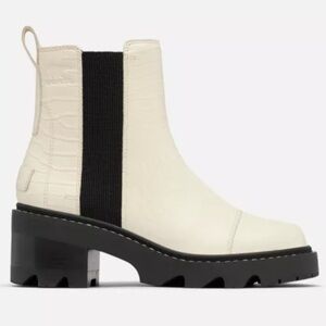 Sorel Joan Now Waterproof Chelsea Boots Size 8